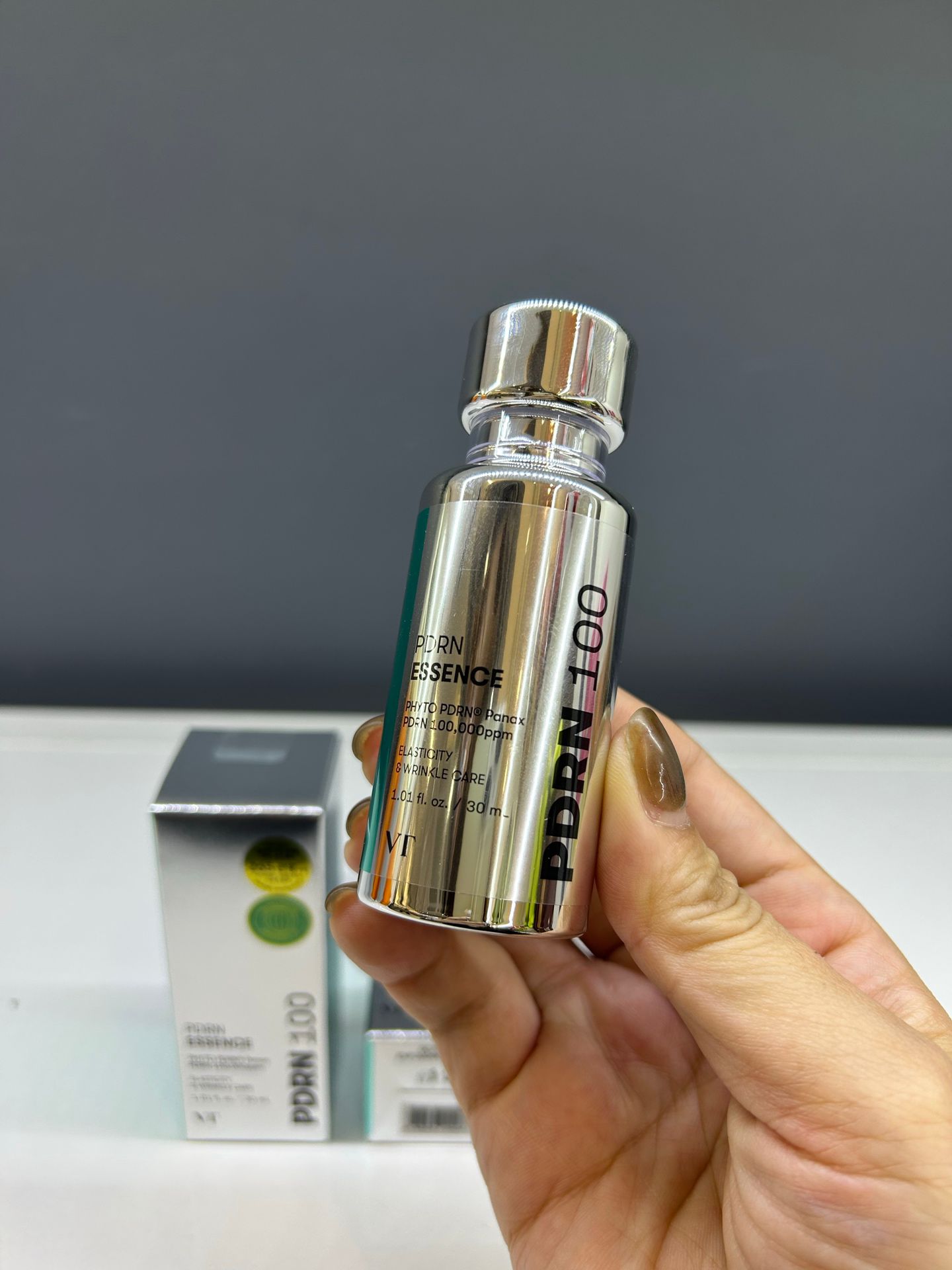 💥传说中到王炸产品💥VT老虎PDRN100shot微针精華30ml .$245支。2支起$235支,