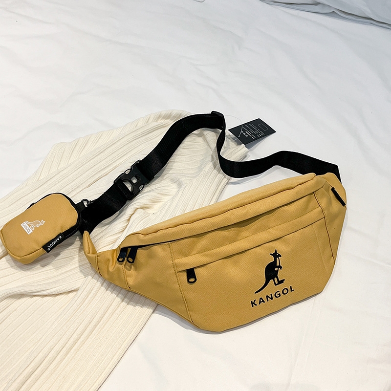 $85/1。2件起$75/1。韓國Kangol 帆布腰包斜背包