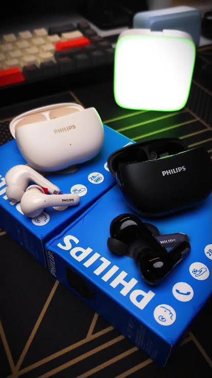 $135、Philips T1320 *首款6.0*真无线蓝牙耳机