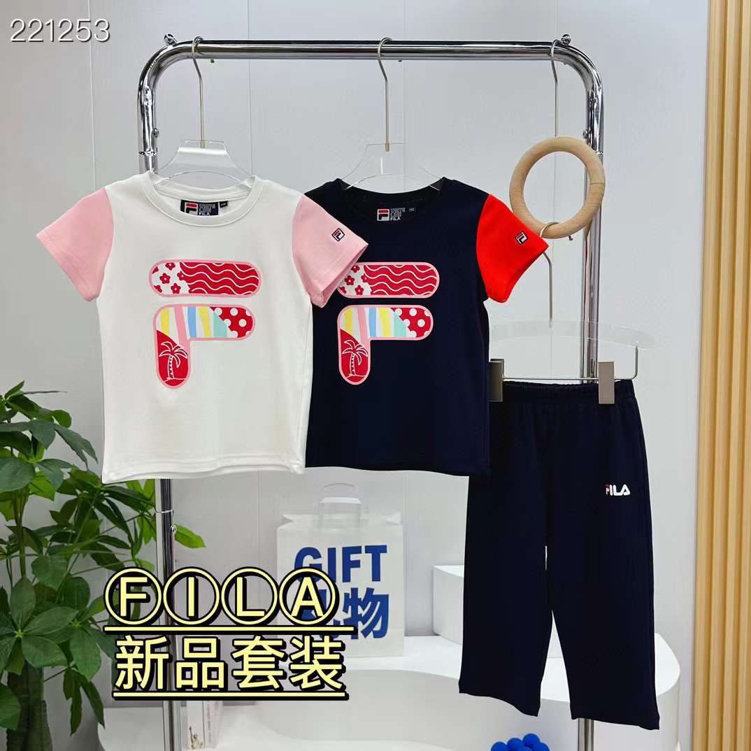 $120套。2套起$110套。外貿出口單𝐅𝐢夏季中大童套装♥️