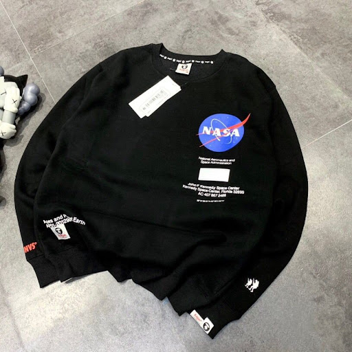 AAPE x Nasa 圓領衞衣加絨款