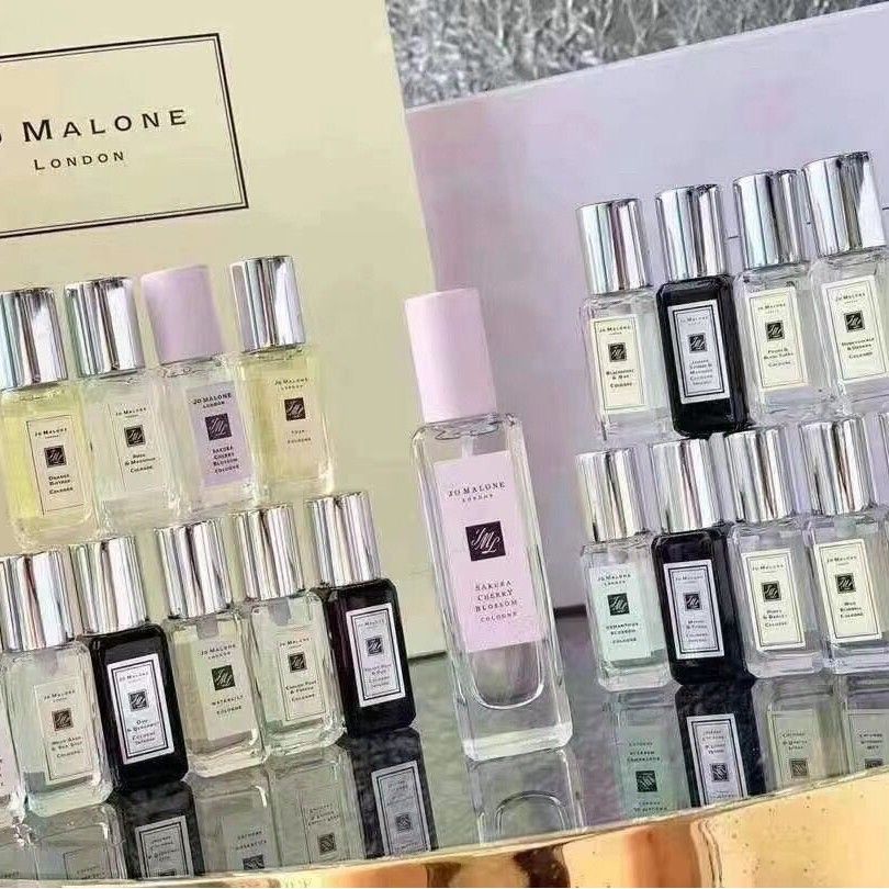 $350盒。Jo Malone珍藏版香水21件套装礼盒