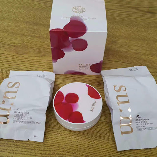最新款特別版 韓國su:m 呼吸氣墊粉底 一個粉盒 + 兩個補充裝 $138/1➡️➡️自然色三款不同嘅特別版包裝可選pink