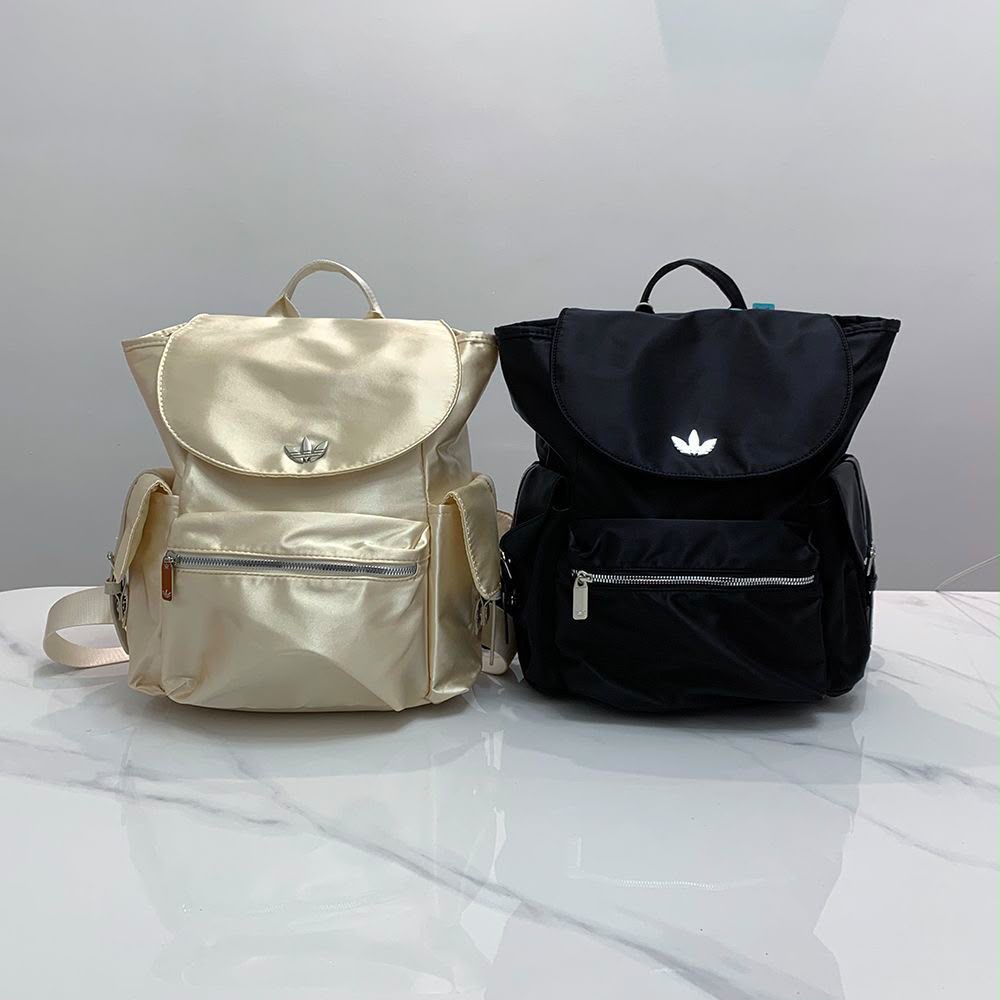Ad缎面双肩背囊$125