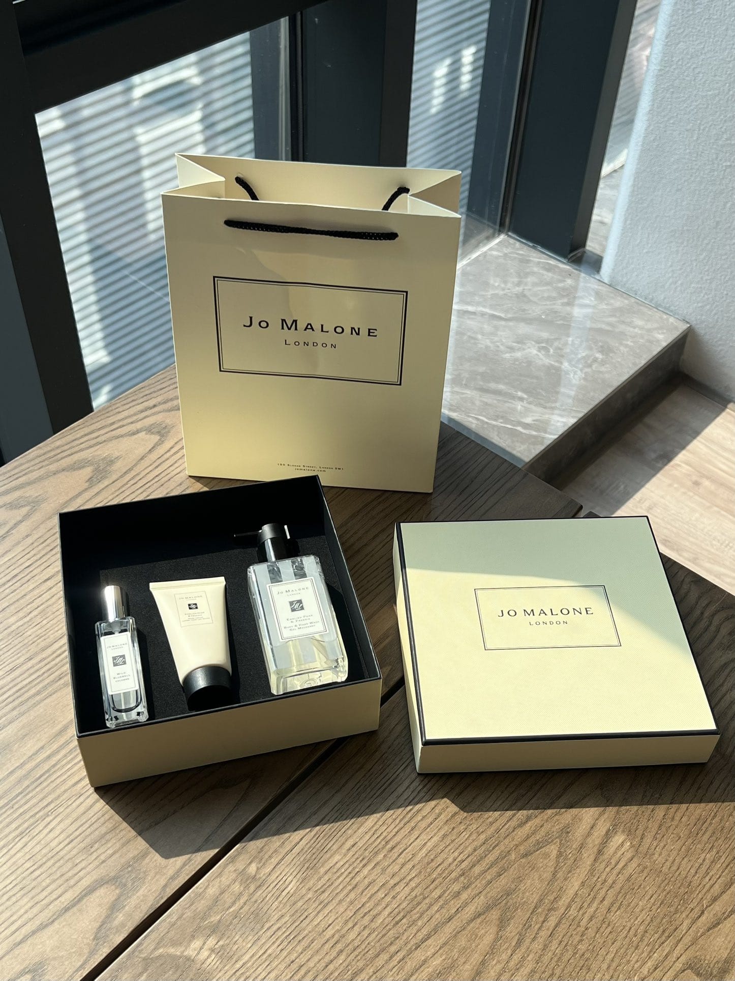 $348套。JO MALONE 英国梨与小苍兰洗护系列三件套装礼盒