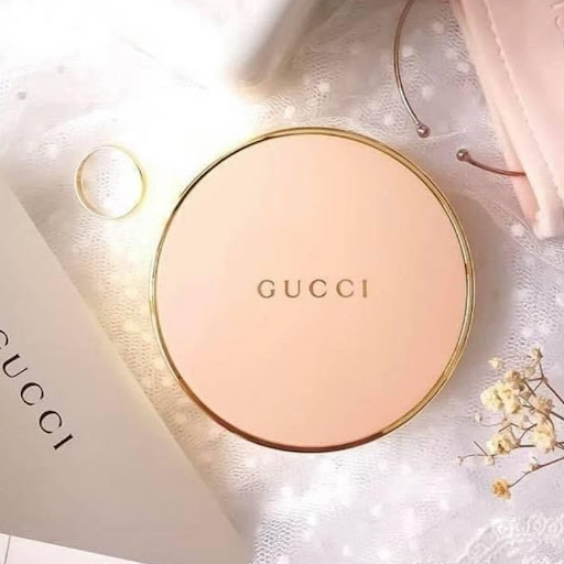 GUCCI Poudre De Beauté Mat Naturel 天然蜜粉餅 (00, 01, 02) 10g