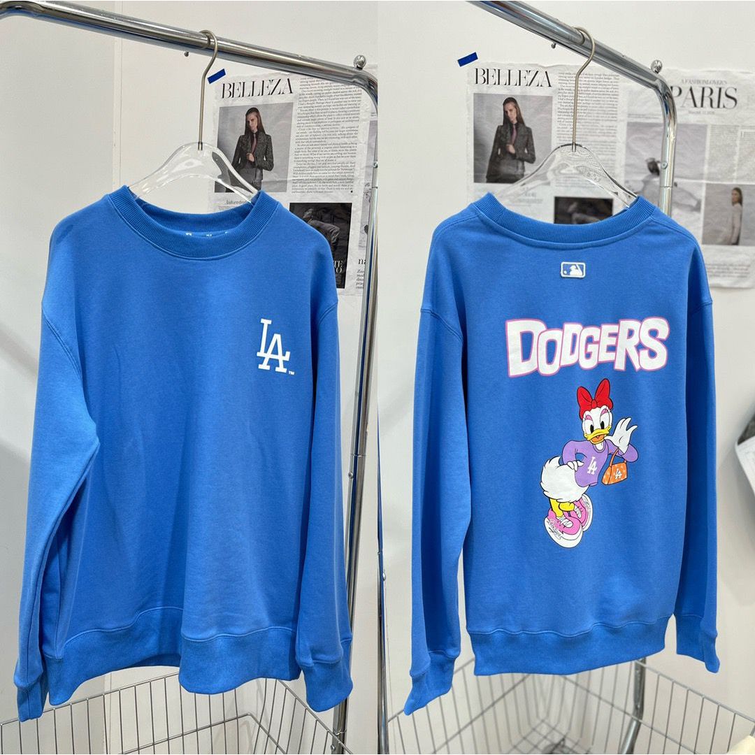$138件。2件起$130件。MLB聯名款唐老鴨百搭圓領衛衣