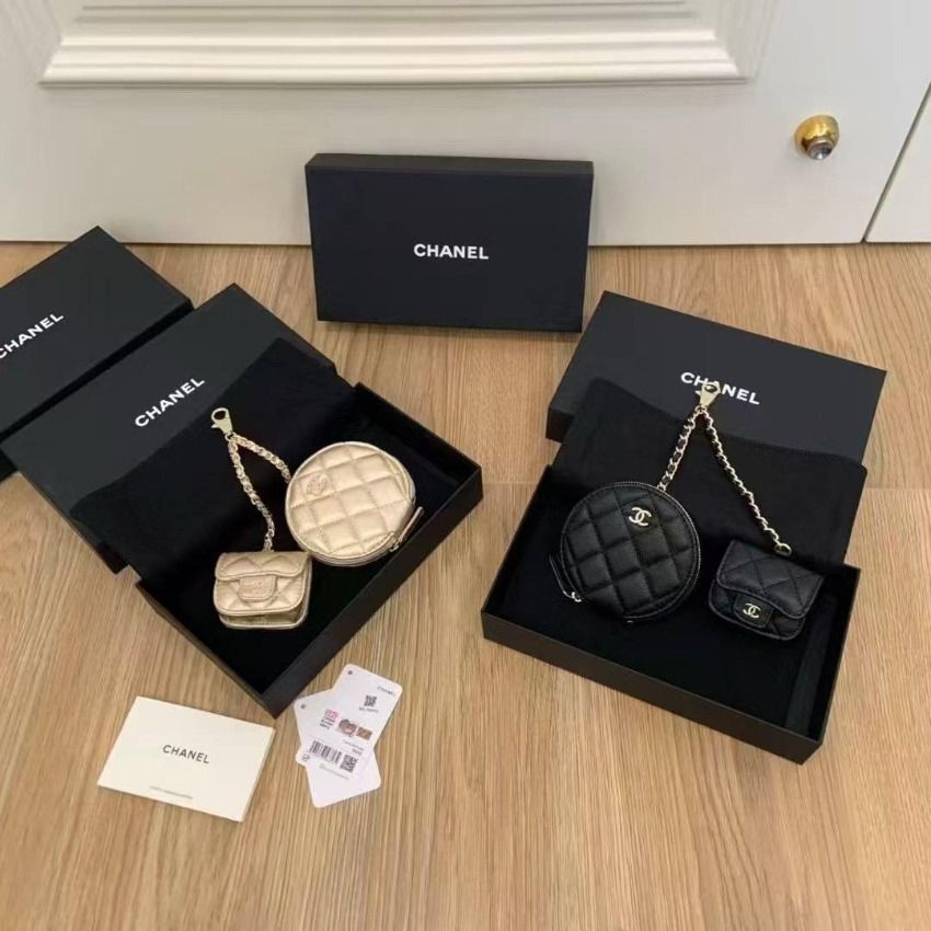 $188套。C*hanel Vic年终礼双子包